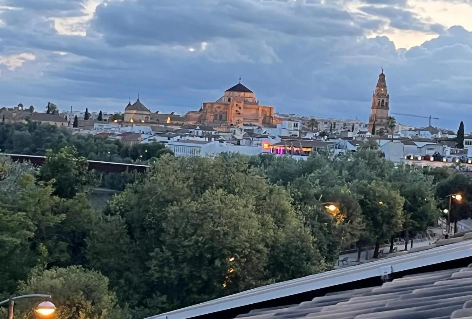 קורדובה Casa Apartamento Paseo De La Ribera 32